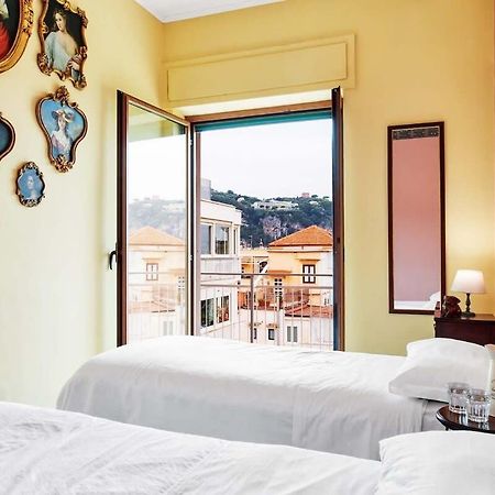 La Musica In The Heart Of Sorrento, 100 M From Station公寓 外观 照片