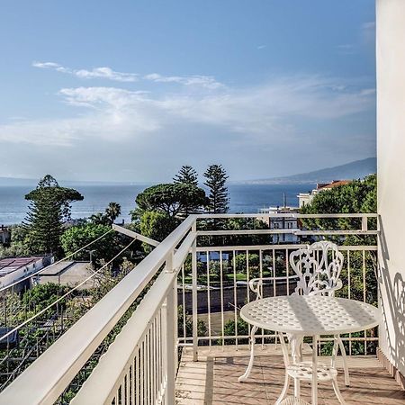 La Musica In The Heart Of Sorrento, 100 M From Station公寓 外观 照片