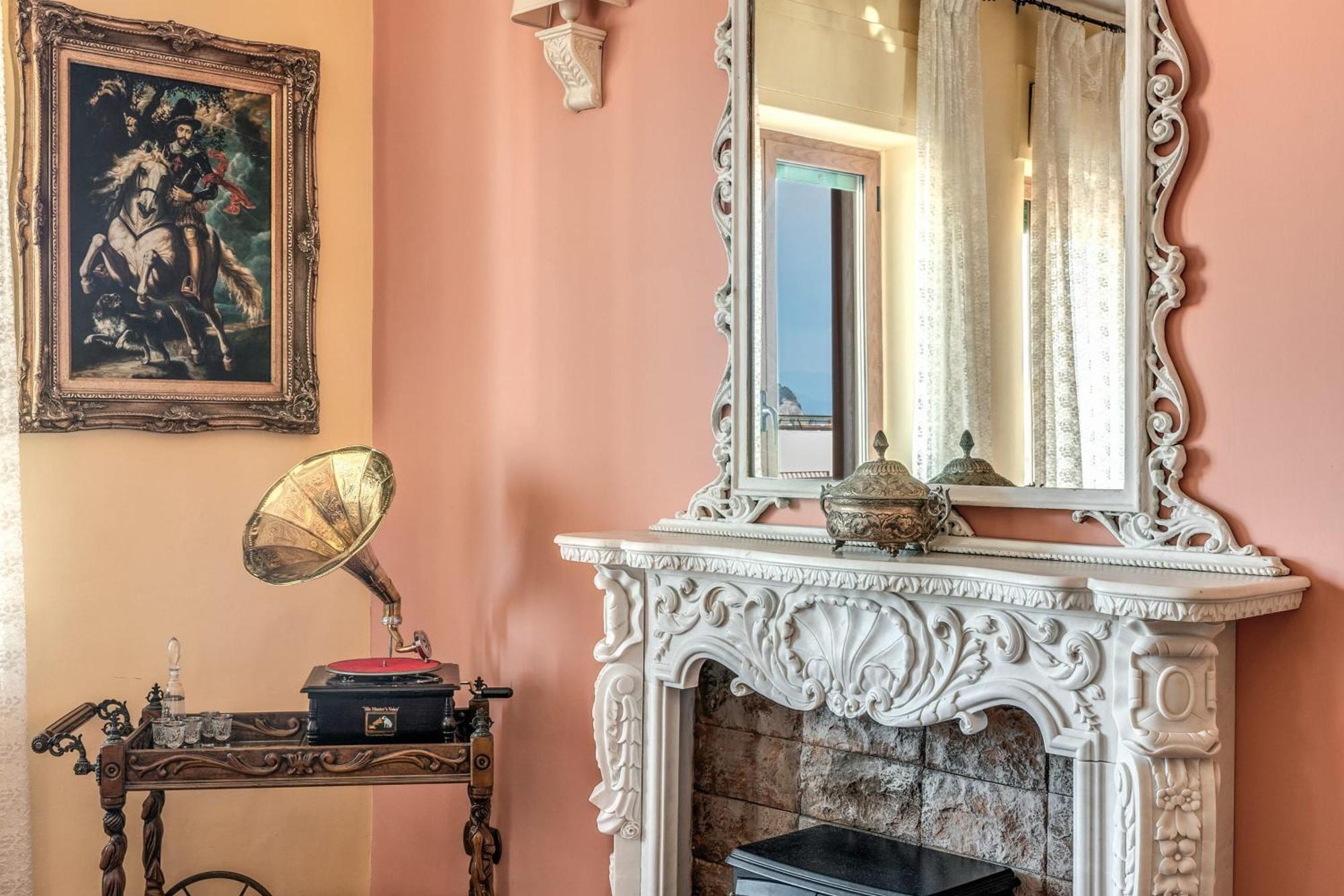 La Musica In The Heart Of Sorrento, 100 M From Station公寓 外观 照片